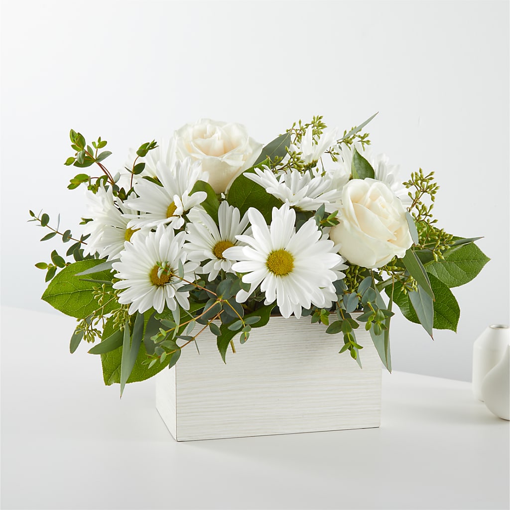 Fresh Linen Box Bouquet – Rosemary Flower Shop Inc, Wappingers Falls NY