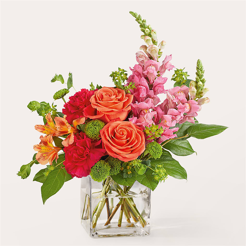 Cosmopolitan Bouquet – Rosemary Flower Shop Inc, Wappingers Falls NY