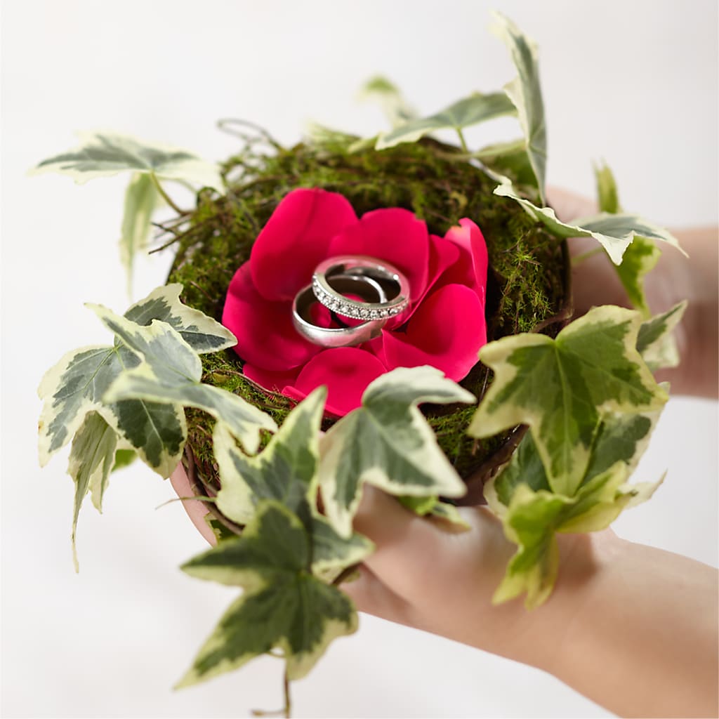 Lila Rose Ring Nest – Rosemary Flower Shop Inc, Wappingers Falls NY