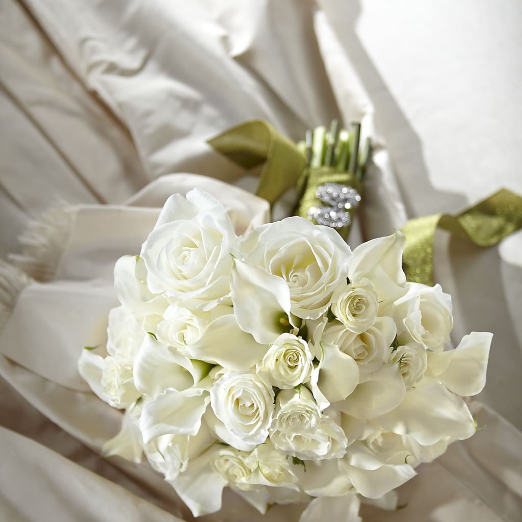 Serene Highness Bouquet – Rosemary Flower Shop Inc, Wappingers Falls NY