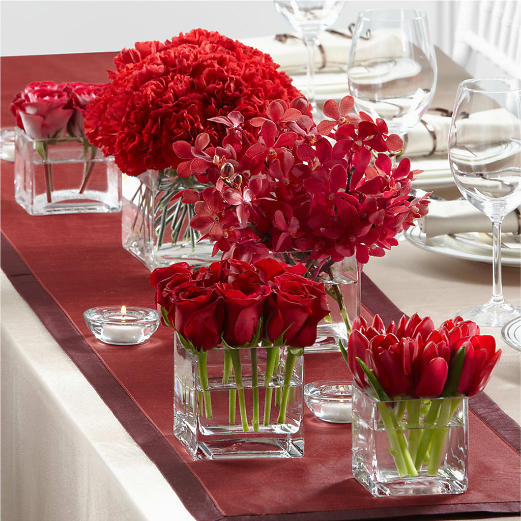 Modern Grace Centerpiece – Rosemary Flower Shop Inc, Wappingers Falls NY