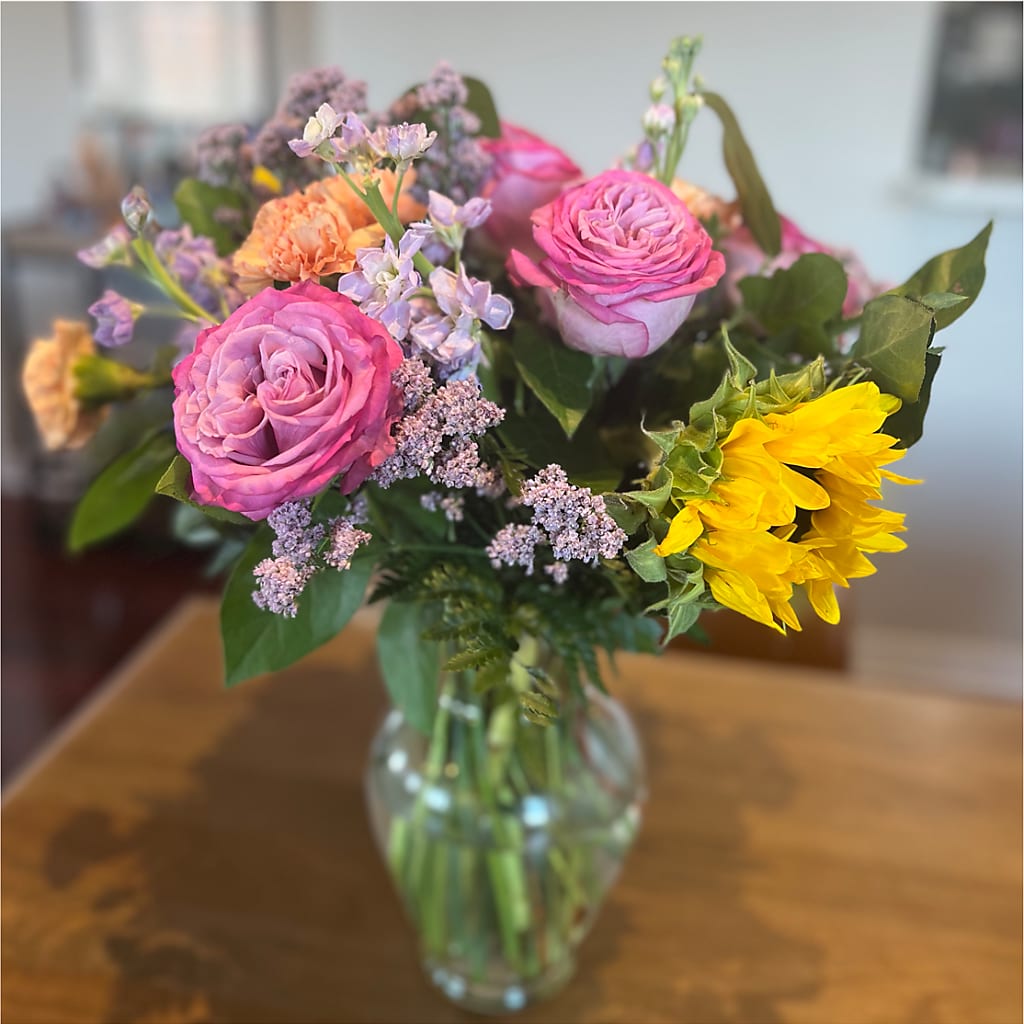 Yellow Brick Road Bouquet –  Rosemary Flower Shop Inc, Wappingers Falls NY